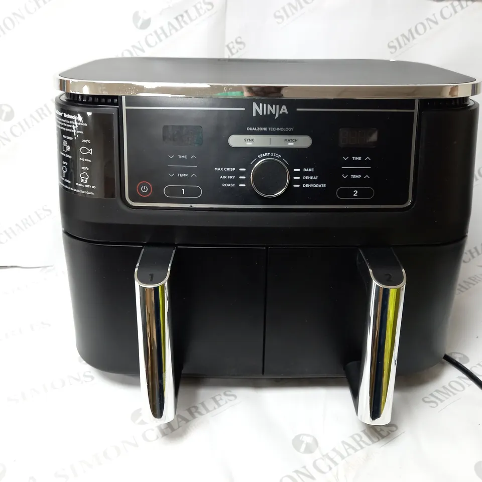 BOXED NINJA MAX FOODI DUAL ZONE 9.5 LITRE AIR FRYER