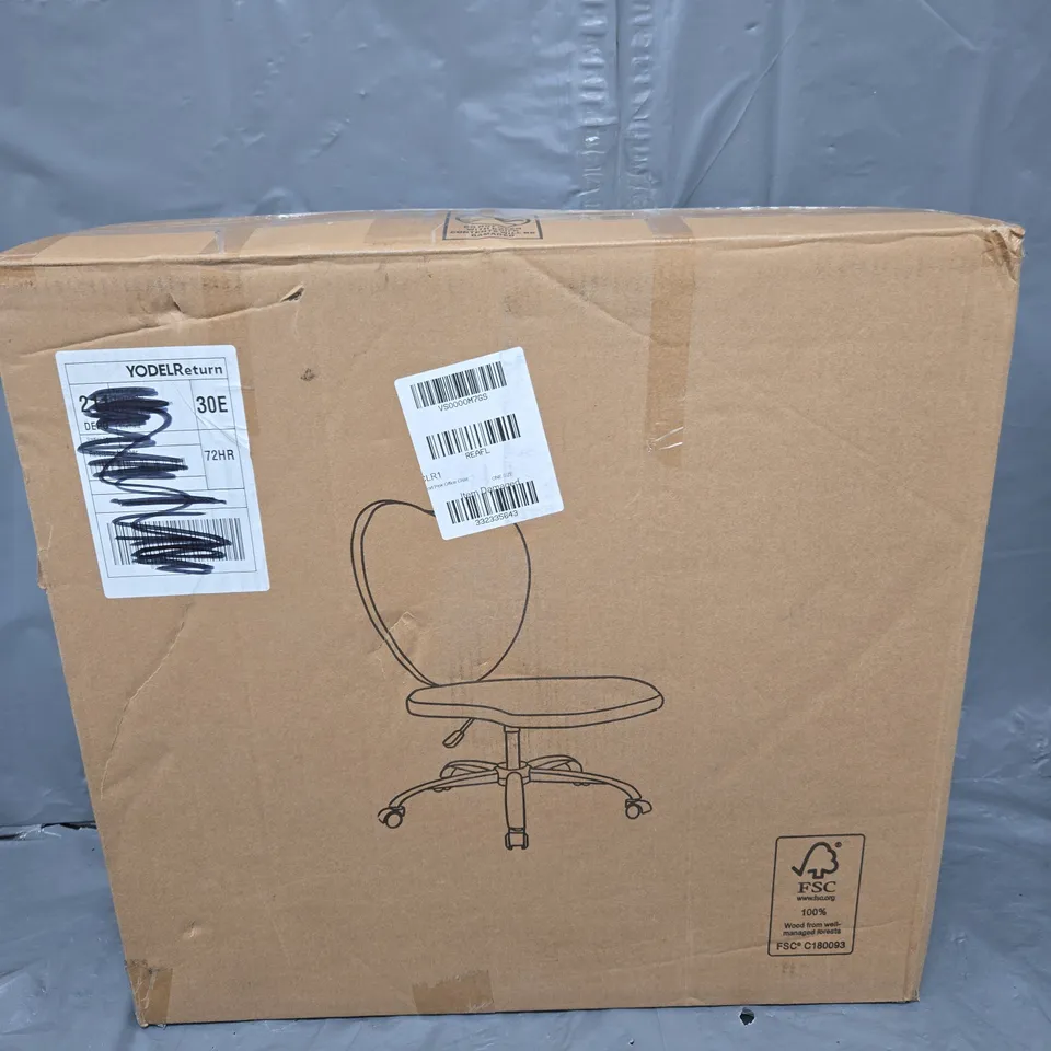 HEART PINK OFFICE CHAIR