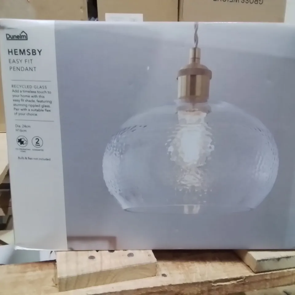 BOXED HEMSBY EASY FIT PENDENT 