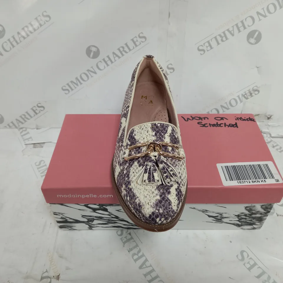 BOXED MODA IN PELLE SIZE 5