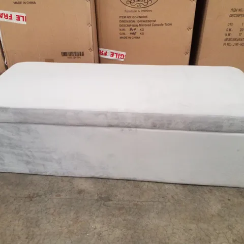 BRAND NEW BOXED HOMESDIRECT365 LIGHT GREY STORAGE OTTOMAN
