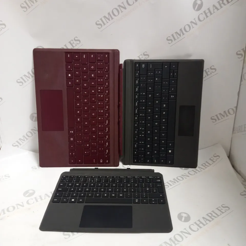 BOX OF APPROX 10 ASSORTED MICROSOFT SURFACE KEYBOARD ATTACHMENT. 