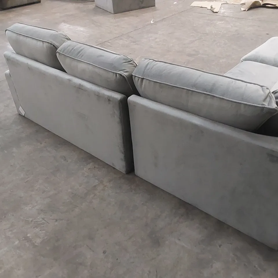 DESIGNER VELVET UPHOLSTERED CORNER SOFA 