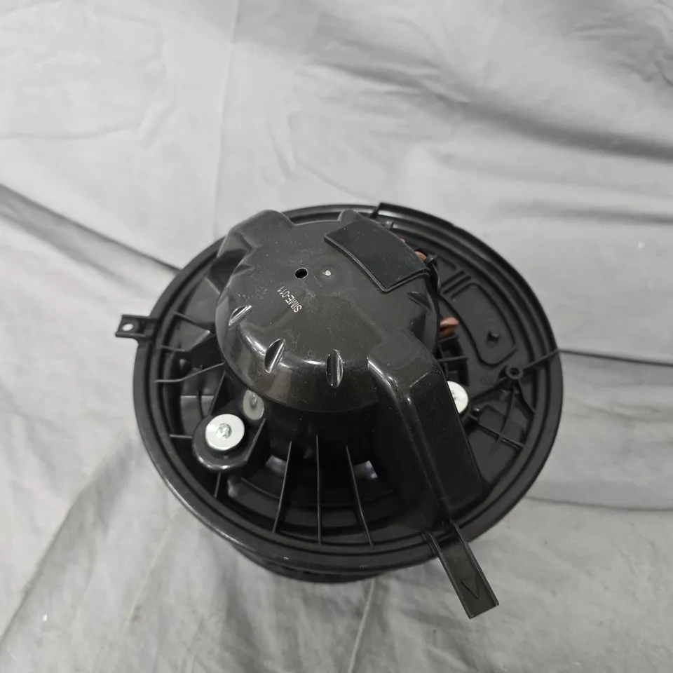 CAR HVAC BLOWER MOTOR WITH PLASTIC IMPELLER – USED