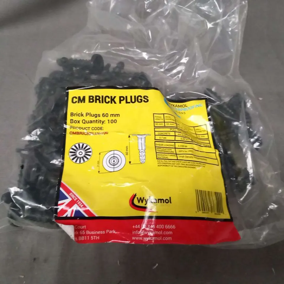 TWO BAGS OF 100 CM BRICK PLUGS 60MM