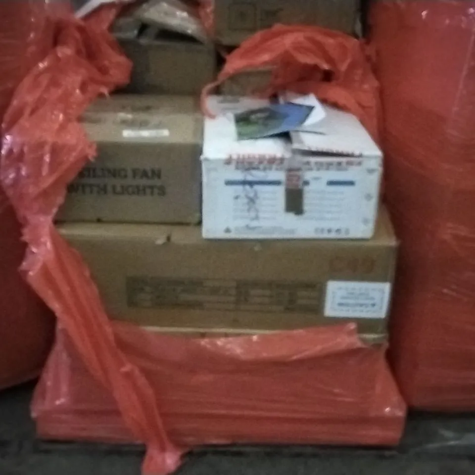 PALLET OF ASSORTED PRODUCTS TO INCLUDE; KHONS CHARGING STATION, DINING CHAIRS AND CEILING FAN