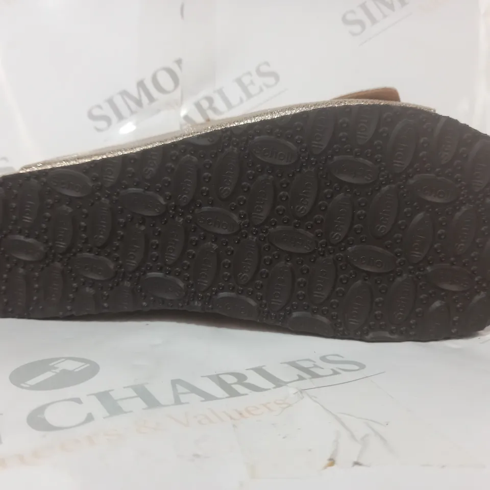 BOXED PAIR OF SCHOLL OPEN TOE SANDALS IN METALLIC GOLD SIZE 6