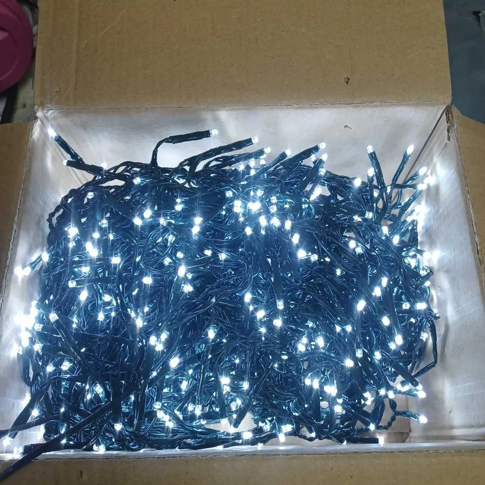 SET OF 1000 MULTIFUNCTION BRIGHT WHITE SPARKLE INDOOR/OUTDOOR CHRISTMAS TREE LIGHTS RRP £59.99