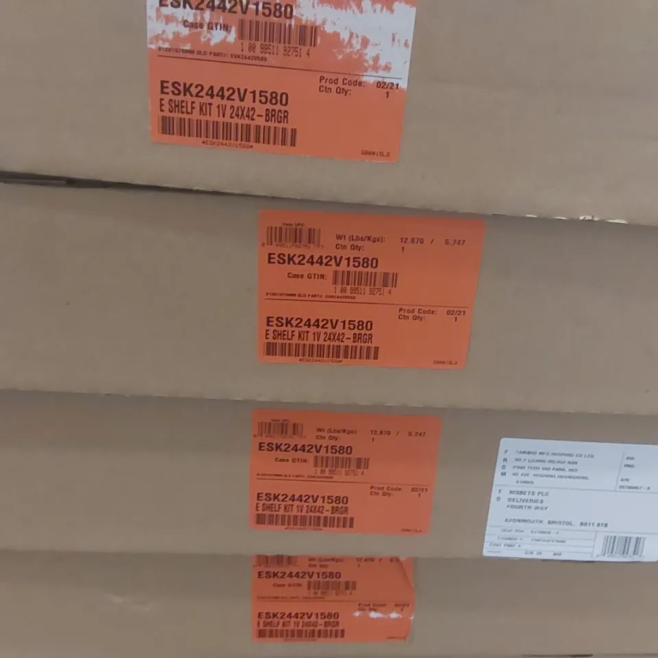 PALLET CONTAINING APPROXIMATELY 14x CAMSHELVING SHELF KITS 