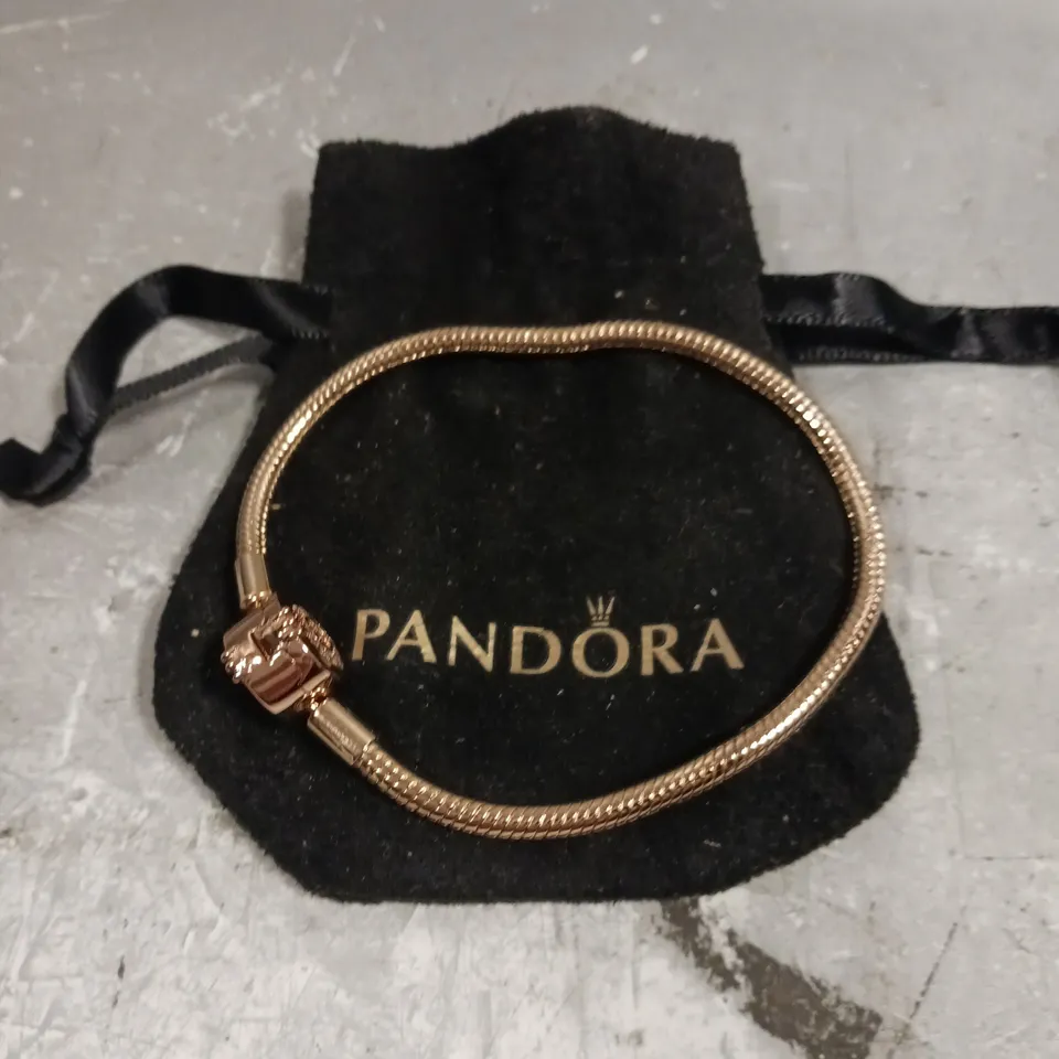 PANDORA MOMENTS SNAKE CHAIN BRACELET 