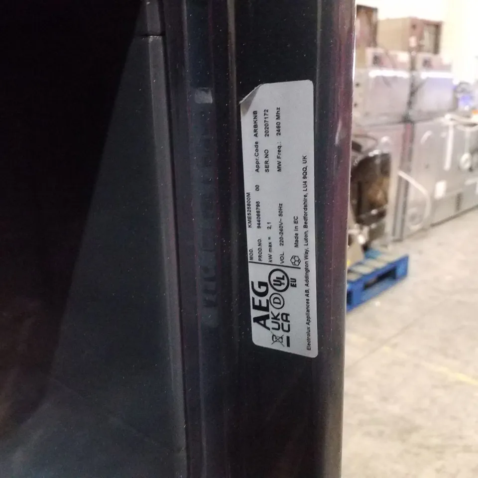 AEG KME525800M BUILT IN MICROWAVE WITH GRILL