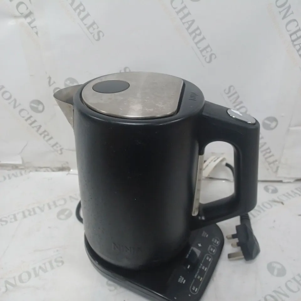 BOXED NINJA PERFECT TEMPERATURE KETTLE KT200UK