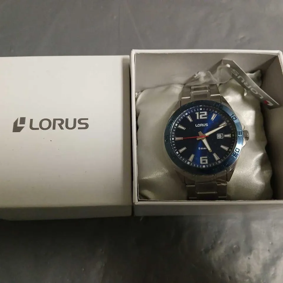 LORUS BLUE FACED GENTS WATCH 