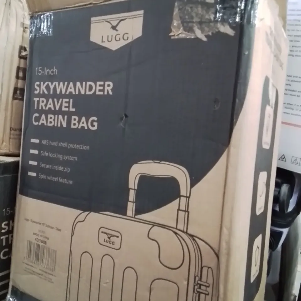 BOXED LUGG 15INCH SKYWANDER TRAVEL CABIN BAG SILVER 
