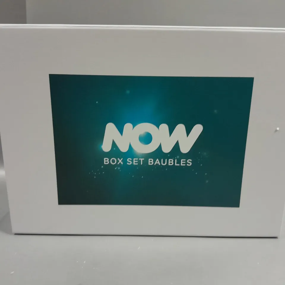 NOW BOX SET BAUBLES