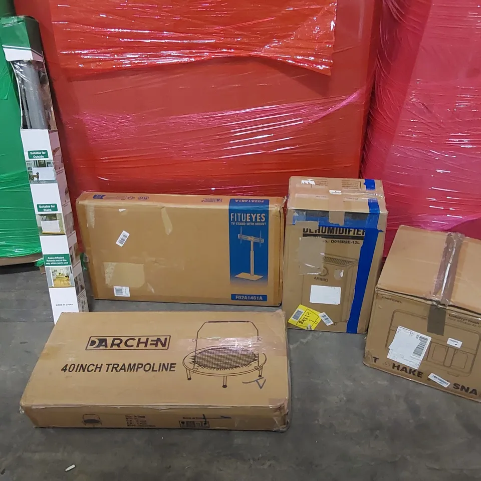 PALLET OF ASSORTED CONSUMER PRODUCTS TO INCLUDE: AIR FRYER, TV STAND, COMPRESSOR DEHUMIDIFIER, 40 INCH TRAMPOLINE, RETRACTABLE SAFETY GATE ECT