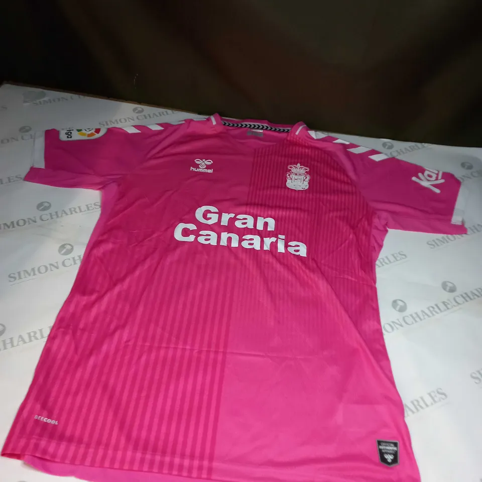 LAS PALMAS FOOTBALL SHIRT SIZE L 
