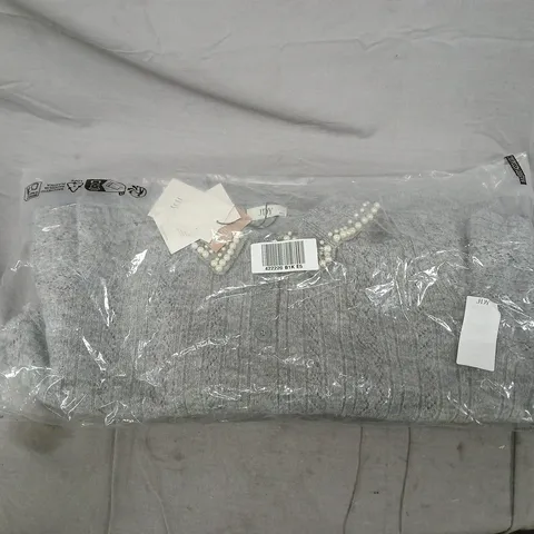 6 X JDY APRIL PEARL COLLAR KNITTED JUMPER OF VARIOUS SIZES