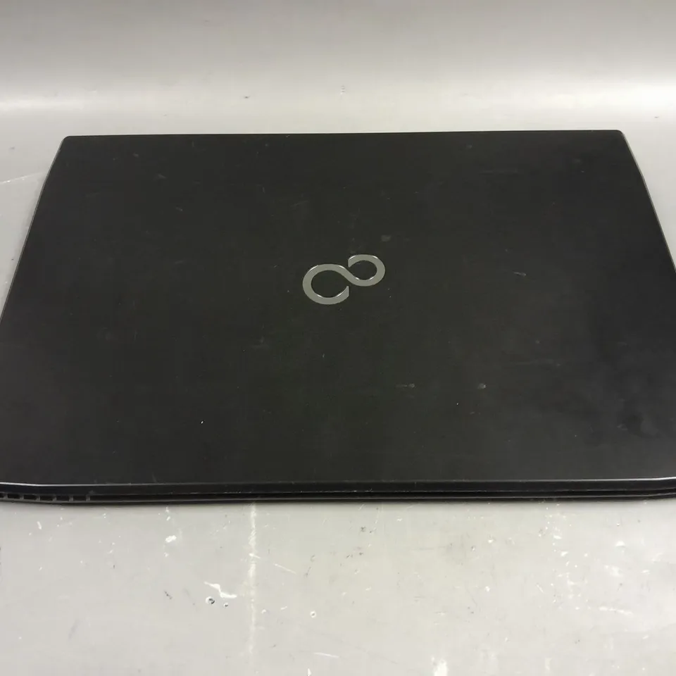 FUJITSU LIFEBOOK A544OM8321GB BLACK