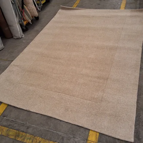 BEIGE AREA RUG - LARGE RECTANGULAR APPROXIMATELY 200Γ290CM