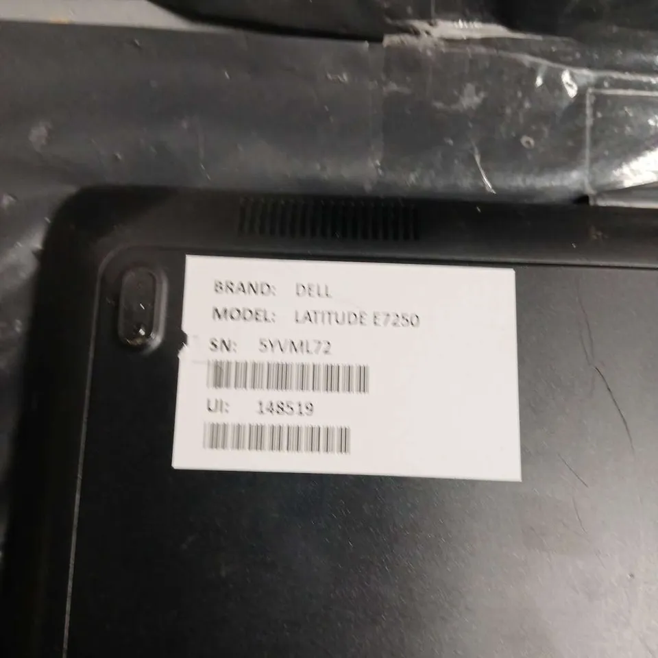 DELL LATITUDE E7250 LAPTOP – BLACK