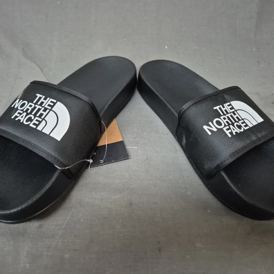 PAIR OF THE NORTH FACE OPEN TOE SLIDERS IN BLACK UK SIZE 5