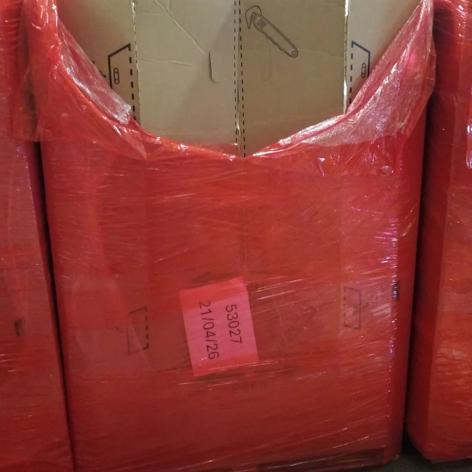 PALLET CONTAINING ASSORTED PRODUCTS INCLUDING CHAIR MOUNTED KEYBOARD TRAY, PUTTING PRACTICE GREEN, GOLD ROUND MIRROR & PACK ANIMAL BARRIER FENCE