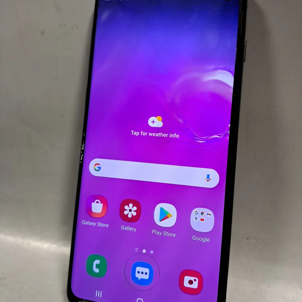 SAMSUNG GALAXY S10