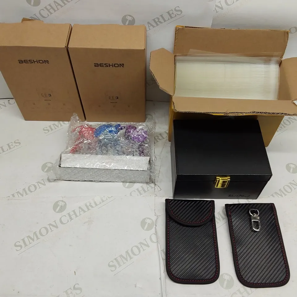 BOX OF APPROXIMATELY 5 BRAND NEW ASSORTED ELECTRONICS AND ACCESSORIES TO INCLUDE;