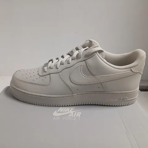NIKE AIR FORCE 1 LOW – WHITE SNEAKERS SIZE 13