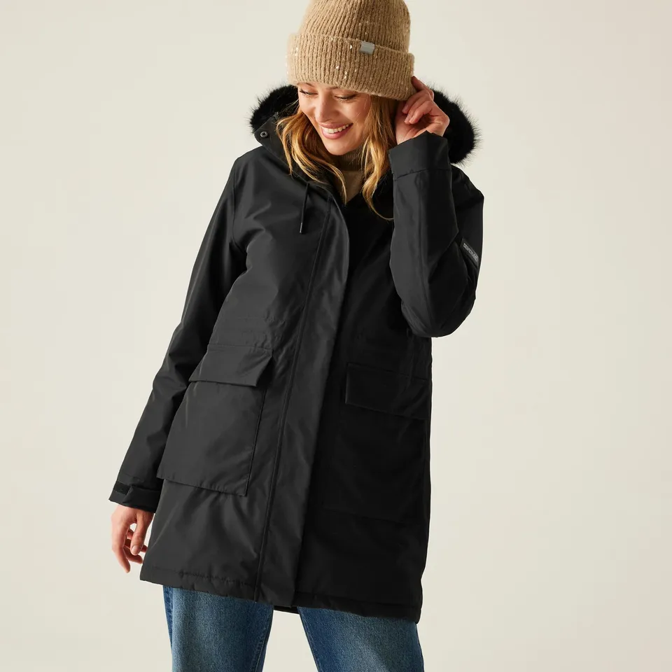 BRAND NEW REGATTA WOMEN'S SABINKA WATERPROOF INSULATED JACKET IN BLACK SIZE 26