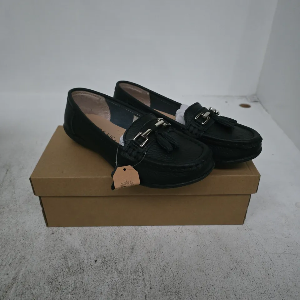 JO & JOE NAUTICAL BLACK LOAFERS – UK 3 