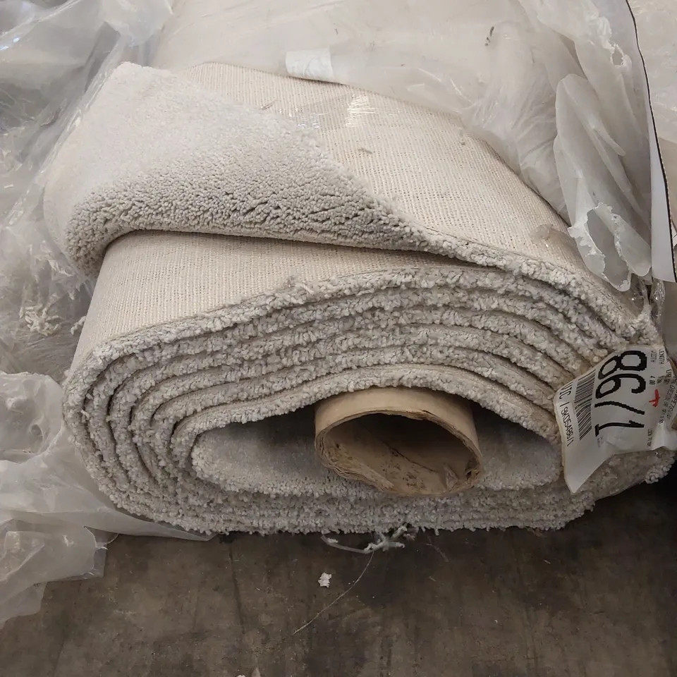 ROLL OF QUALITY ULTIMATE EXPRESSIONS EARL GREY CARPET // SIZE: APPROX 4 X 7.3m