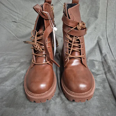 BOX OF APPROXIMATELY 8 PAIRS OF LA MAREY WOMENS BOOTS IN TAN SIZE UK 4