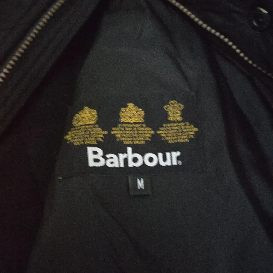 MENS BARBOUR QUILTED COAT SIZE M