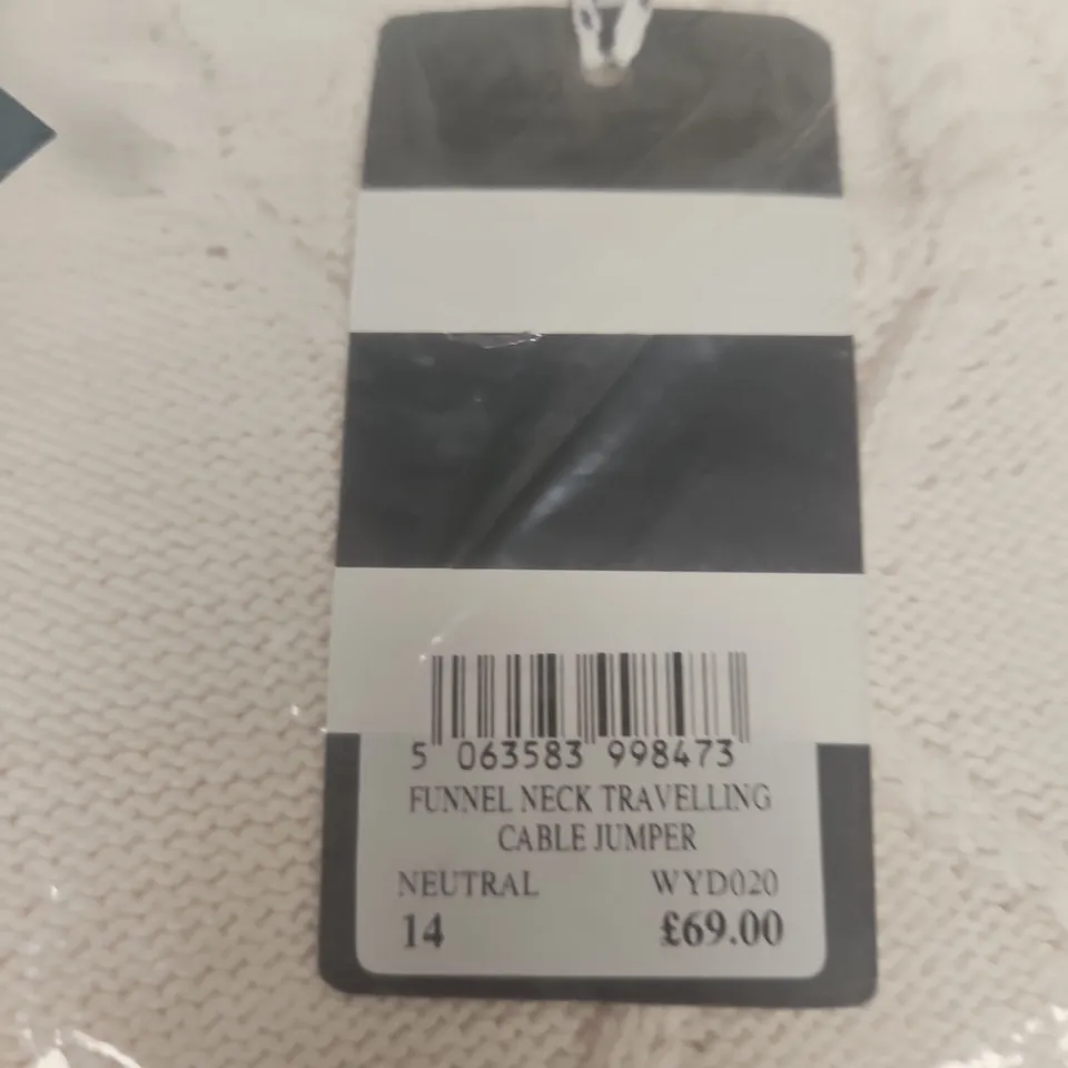 CREW CLOTHING COMPANY FUNNEL NECK TRAVELLING CABLE JUMPER – WHITE, UK 14