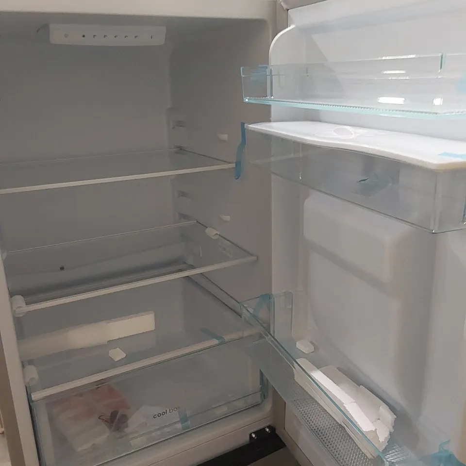 CANDY FREESTANDING 55cm WIDE 50/50 FRIDGE FREEZER SILVER CCT3L517FWSK - UNPROCESSED RAW RETURN