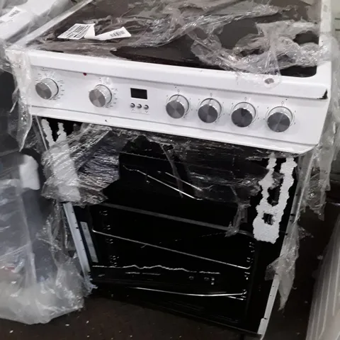 HISENSE HDE3211BWUK ELECTRIC COOKER WITH CERAMIC HOB 