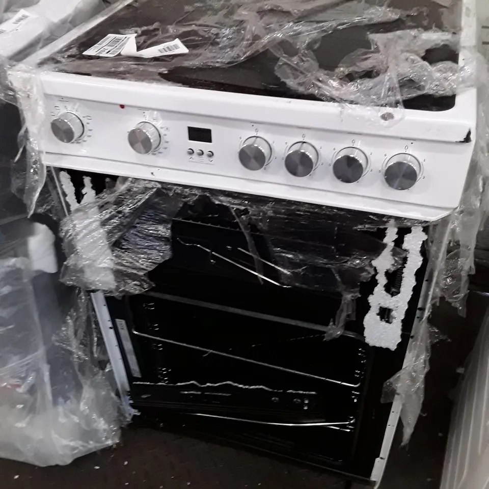 HISENSE HDE3211BWUK ELECTRIC COOKER WITH CERAMIC HOB 