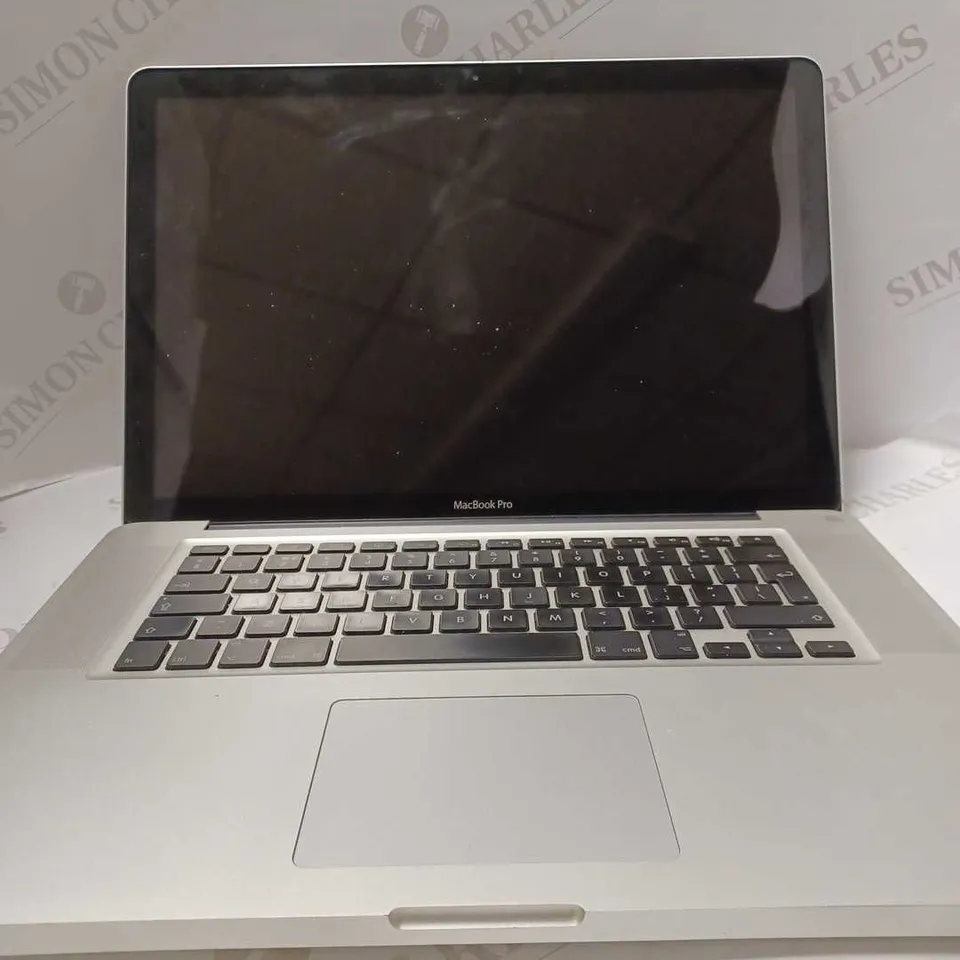 APPLE MACBOOK PRO A1286