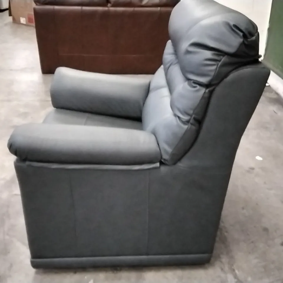 QUALITY BRITISH DESIGNER G PLAN MANUFACTURED MALVERN D CHAIR - CAMBRIDGE PETROL BLUE LEATHER