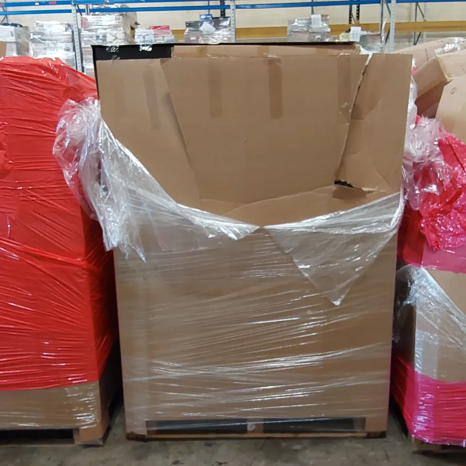 PALLET OF ASSORTED ITEMS INCLUDING: ROTARY DEHUMIDIFIER, CAMPING CHAIRS, CAMPING MATTRESS ECT