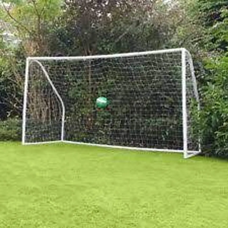 BOXED CHARLES BENTLEY  FOOTBALL GOAL - 12FT 