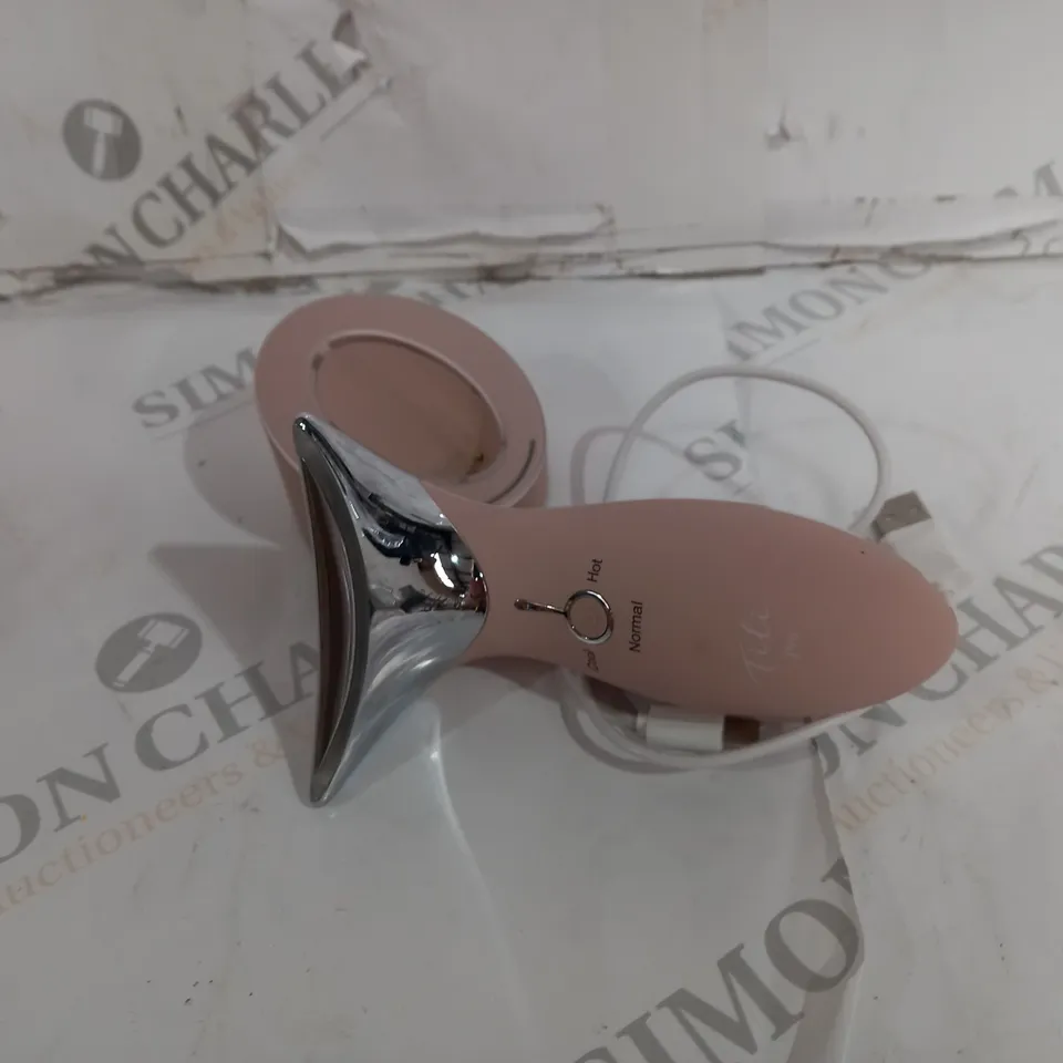 BOXED TILI PRO LED ANTI-AGEING HOT & COLD FACIAL TONING DEVICE