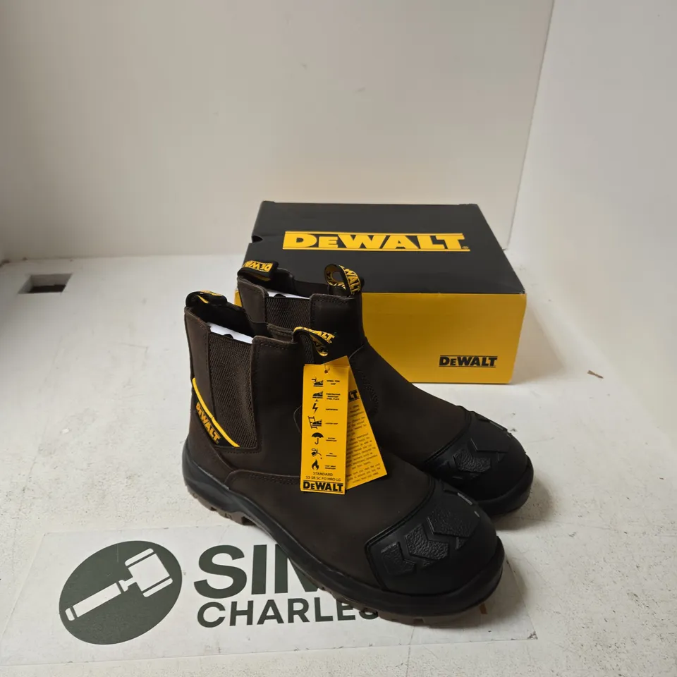 DEWALT INDUSTRIAL SAFETY BOOTS WITH STEEL TOE – UK 9 (EU 43)