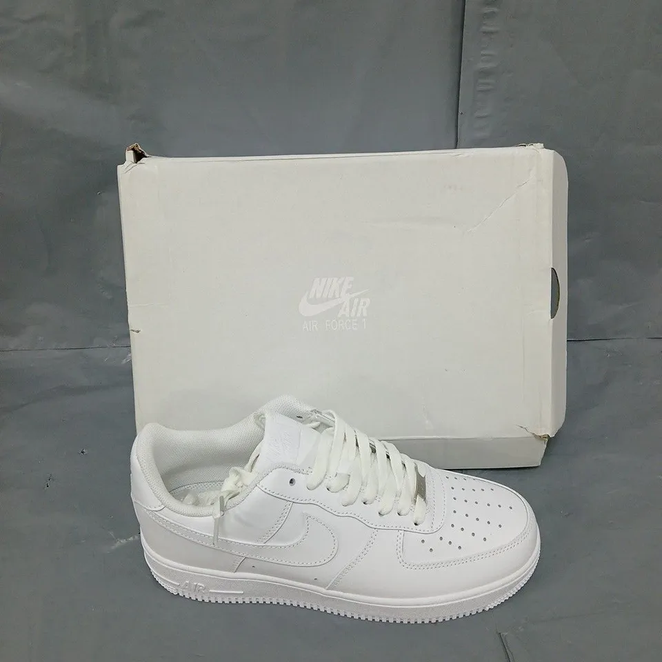 BOXED PAIR OF NIKE AIR FORCE 1 WHITE UK 9