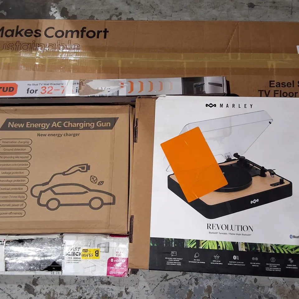 PALLET OF ASSORTED HOUSEHOLD ITEMS TO INCLUDE TV FLOOR STAND, MARLEY TURNTABLE AND AC CHARGING GUN
