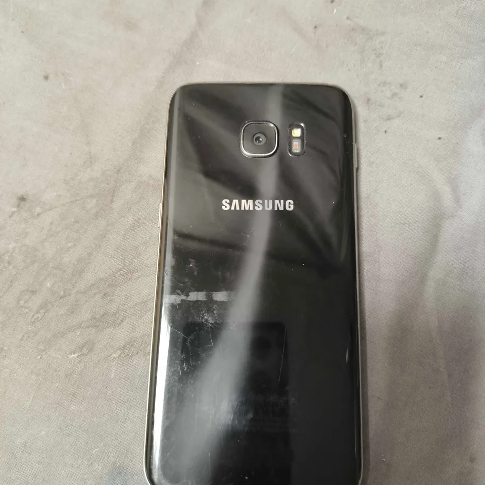 SAMSUNG GALAXY S7 EDGE SMARTPHONE 