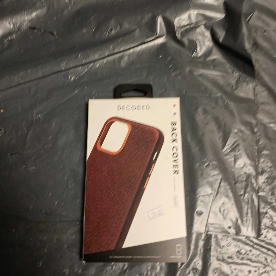 BOX OF APPROXIMATELY 30 ASSORTED ITEMS TO INCLUDE IPHONE 12 MINI CASE, LOVE ISLAND PYJAMAS AND SAMSUNG FAST WIRELESS CHARGER