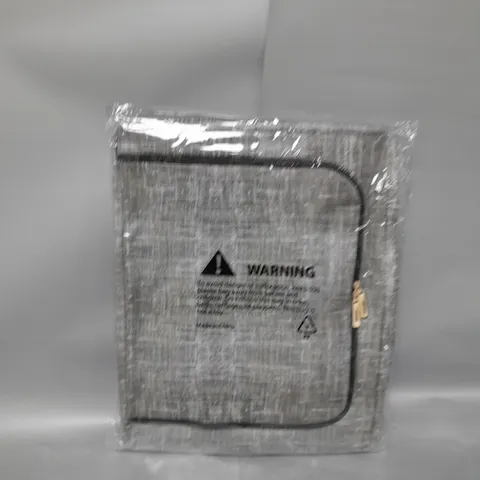 ZIPPED FABRIC STORAGE BOXES 